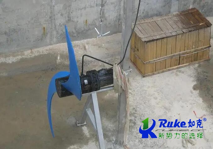 污泥池潛水攪拌機的工作原理和安裝調(diào)試